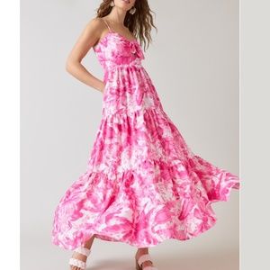 AQUA Tropical Print Tiered midi dress